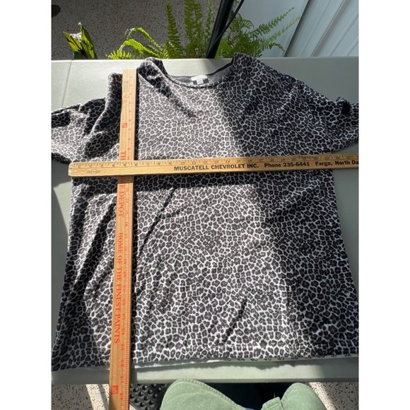 J. Jill Leopard Long Sleeve Sweater Top Womens L Crewneck Cotton Blend Gray - Picture 4 of 8